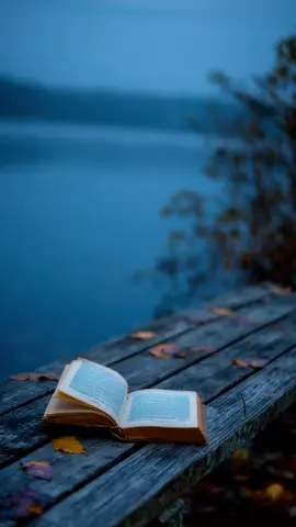 Holy Forever #freelivewallpaper #livewallpaper #christian #backgroundvideo #freebackground #freevideo #wallpapervideo #digitalart #livebackground #freewallpaper #freebieclip #aesthetic #calm #relax #asmr