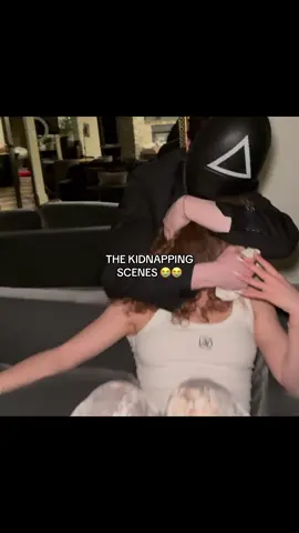 THE DRAMATIC MUSIC 😭😭 @sundaykalogeras @demitrakalogeras @Eliana Kalogeras @Noah Risling @patrishakalogeras #fyp #viral #xzyabc #zyxbca #kalogerassisters #clips #kalogeras 