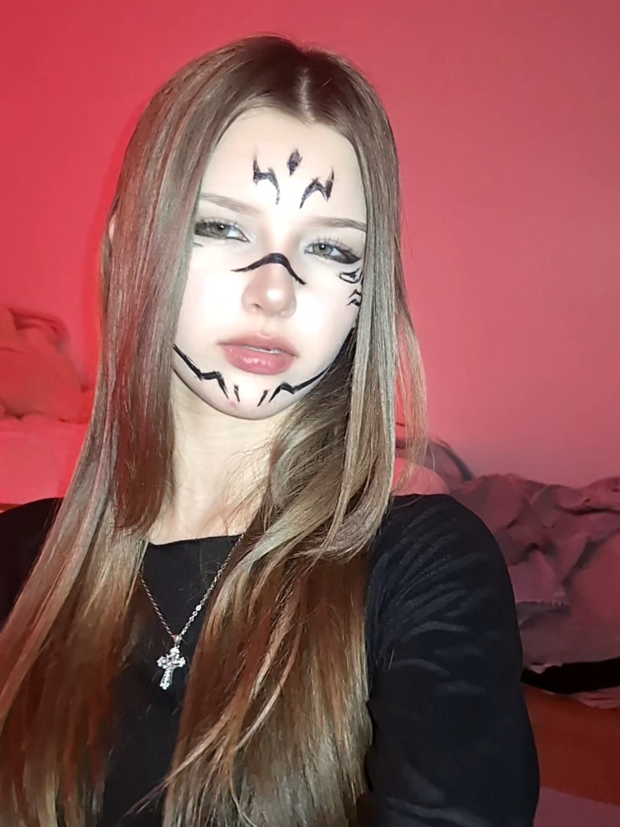 sukuna makeup #Mila #dancechallange #foryoupage #dance #dancer #outfitcheck #Milaaa #fyp #follow #viral #trend #russia #russian #russiangirl #girl #🇷🇺 #cosplay #sukuna #anime 