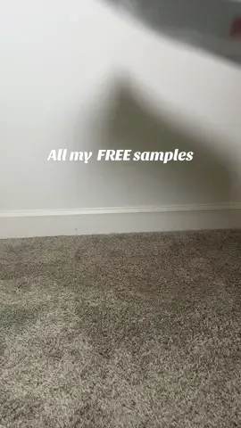 ALL MY FREE SAMPLES!!!! Minus 1 refundable 😍😬  ✨If you needed a sign let this be it✨ #free #tiktokshop #viral #sign #fashion #fyp #viral #justagirl 