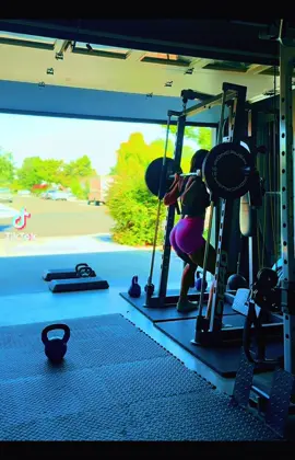#growingpeaches #glutesworkout #garagegym #dontforget #fyyyyyyyyyyyyyyyy #fypシ 