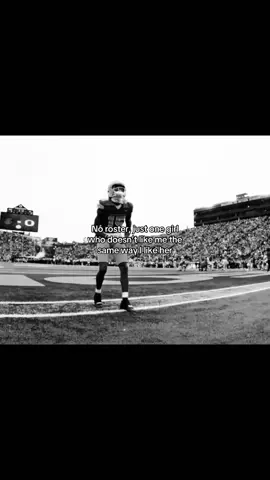 Just one girl#justonegirl#whidosentlikeslime #flockprodz #footballprodx #collegefootballedit#deptessed#xyzbca @twizzy.logoless 