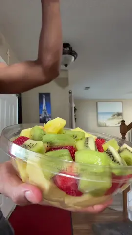 guess who’s back… #fyp #kiwi 