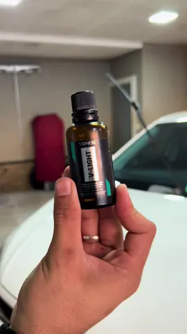 Vitrificação de parabrisa  . . . . #lavagem #video #videoviral #tiktok #brasil #vonixx #polo #volkswagen 
