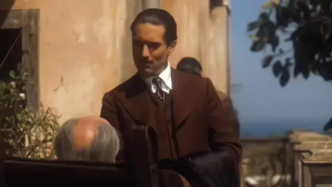 فيتو كورليوني  #vitocorleone  بس لا تخرب الجوده #fffffffffffyyyyyyyyyyypppppppppppp #viral #tiktok #foryou #سينما #افلام #تصميمي❤️ #تصميم_فيديوهات🎶🎤🎬 #والله_مادري 