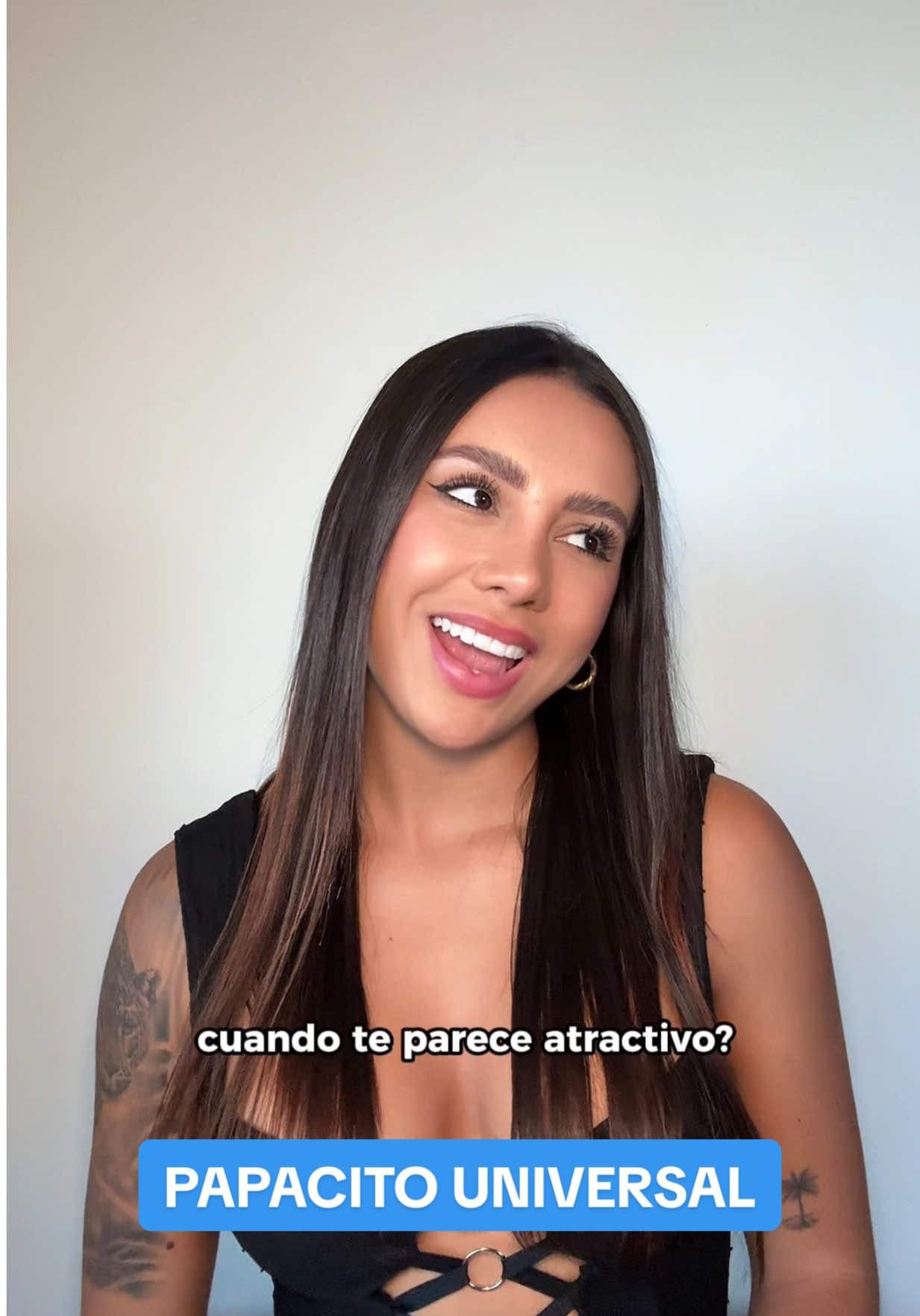 Mi más reciente entrevista: #papacito = lenguaje universal 🌎😍!!! . .  #acentopaisa #colombianaccent 