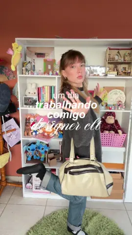 o dia de hoje sem nada de interessante, nada além do comum, mas devo alimentar meus filhos #minivlog #Vlog #trabalho #clt #designer 