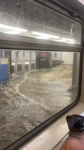 Flood ! 28th street nyc. 1 train. Who wants to go swimming ? #nycweather #nycmta #subwaycreatures #subwaytakes #subwaystation #nyctransit #ny1    @nytimes @nypost @ny1 