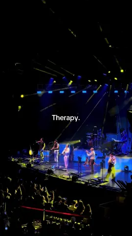 O kadar iyilerdi ki 100 tane video paylaşabilirim 🫠🫠🫠🫠 #dedublüman #harbiye #dedublümanharbiye #harbiyeaçıkhava #kesfet #senbilmezsin #konser #therapy #fy @Çağrı Çelik @dedublüman 