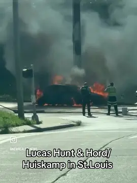 Looks like a vehicle hit a light pole near the intersection of Lucas Hunt and Hord/Huiskamp. No word if anyone was injured. We're praying for everyone involved 🙏🏽 #fyp #SaintLouis 