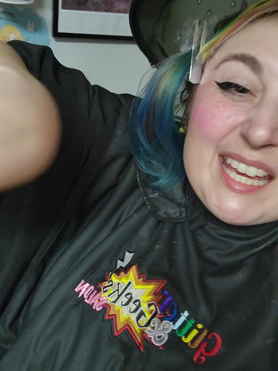 new hair incoming... do you like vivids or natural colors better for me? I haven't had natural colors in over 10 years so I'm having an identity crisis rn  #calicohair #hairtok #imtalkinboutinnnitt #innit #cats #catmom #hairtransformation 