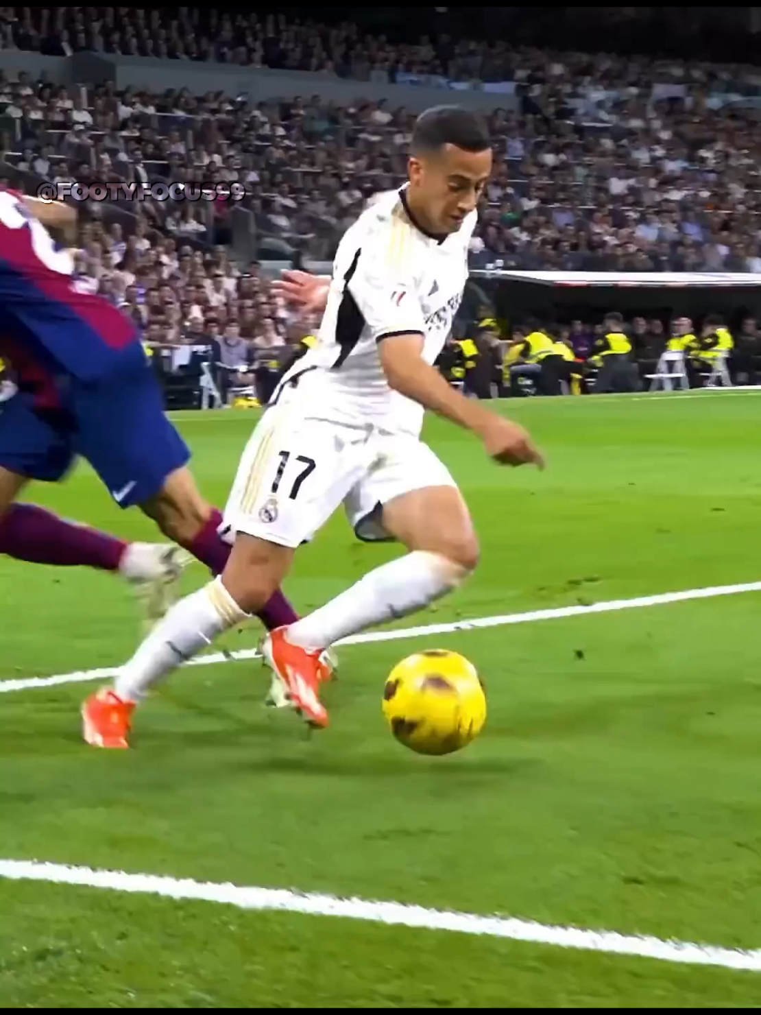 Barcelona vs Wasit 😳