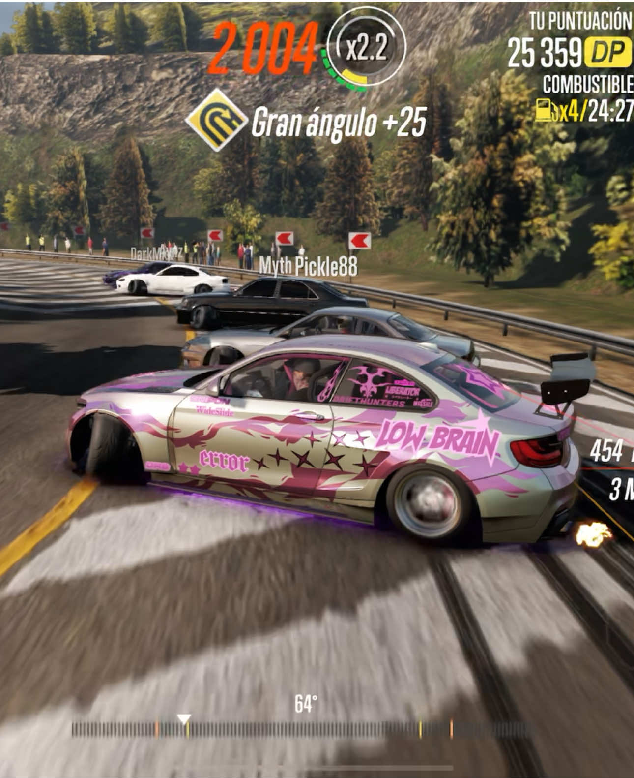 For a moment I thought the guy who got out would damage the whole line lol, team SPR 🏂!    #carx #drift #tiktoklive #parati #carxdriftracing2 