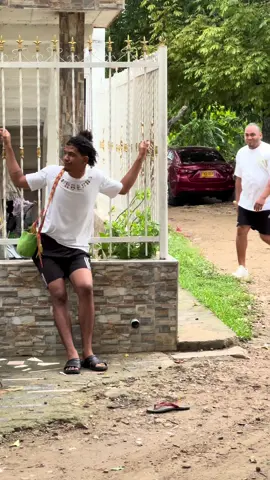 Este video es muy divertido #virals #miamibeach #usa #parati #mundo #viralpage #drama #humor #funny 