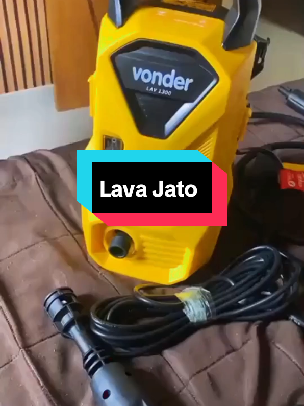 Quer dar um upgrade na sua limpeza? 💦🔥 Conheça a Lavadora de Alta Pressão VONDER LAV1300 e veja a sujeira desaparecer em segundos! #LimpezaProfunda #VONDER #DicaDeCasa #TransformeSuaRotina