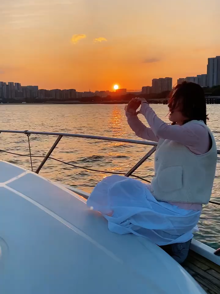 一场说走就走的游艇之旅🌊🎣🌇#旅行推荐官 #游艇出海 #出海一日游  #厦门旅游 #水上运动