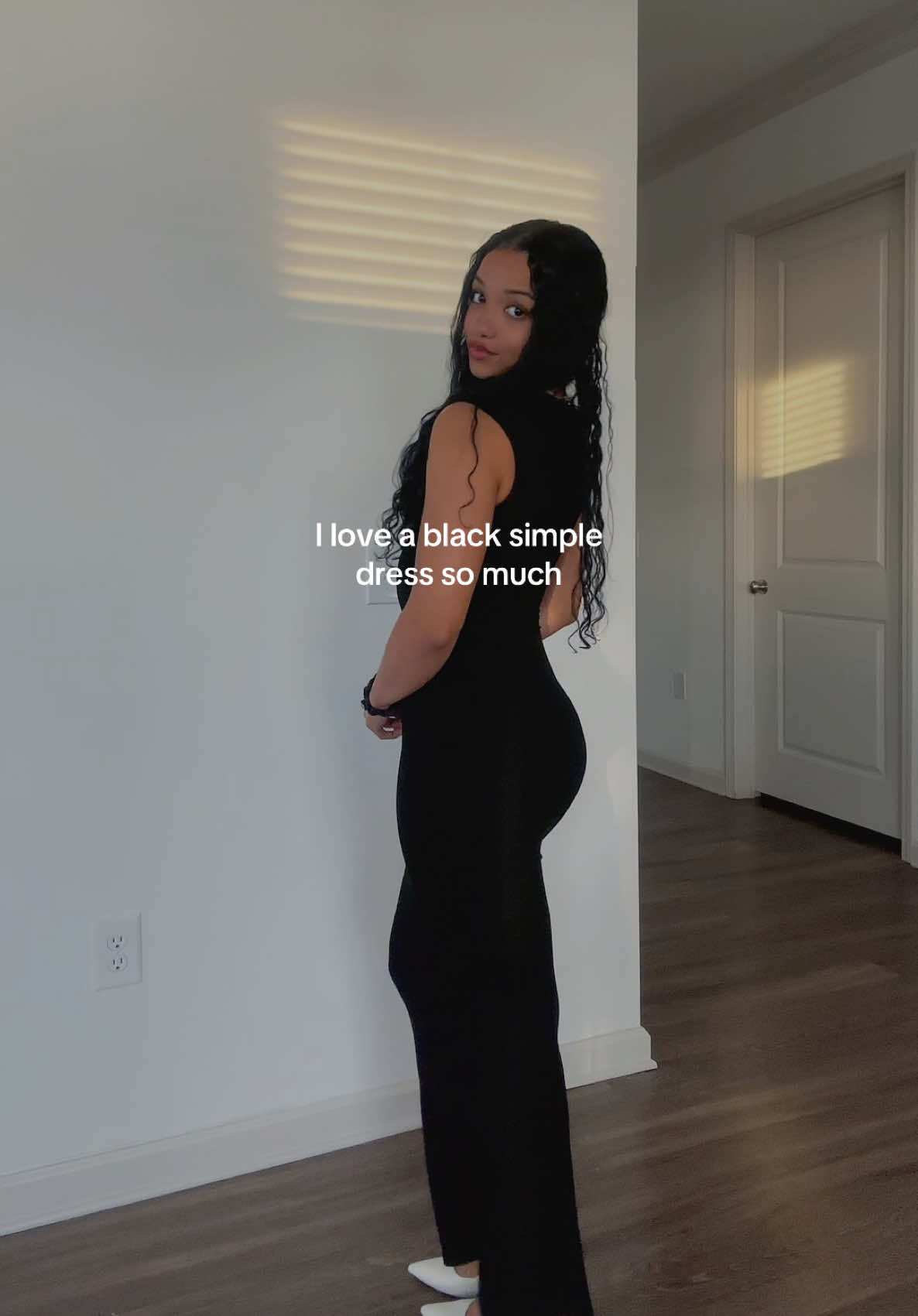 I think I just found the perfect black simple dress. I got this in the mail and IMMEDIATELY had to try it on. It is SO comfy & stretchy. No shapewear, this dress is just DOING WHAT ITS SUPPOSED TO DO. I am wearing a size xs for reference. #blackdress #fashion #outfitinspo #simplefashion 