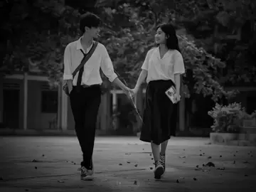 ক্লাসের ফাঁকে তোমায় দেখে প্রথম প্রেমে পড়া,, 🖤😊#fouryou #tiktok #atatus #aesthetics #Robiul_khan #fouryou #fyp 