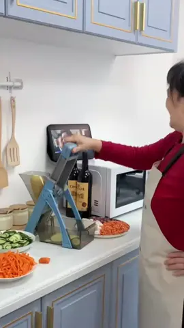 alat pemotong sayur, buah serbaguna multifungsi dan sudah di lengkapi dengan pegangan#springslicer #alatpemotongsayur #alatpemotong #guncang1212 #alatdapur #iburumahtangga 