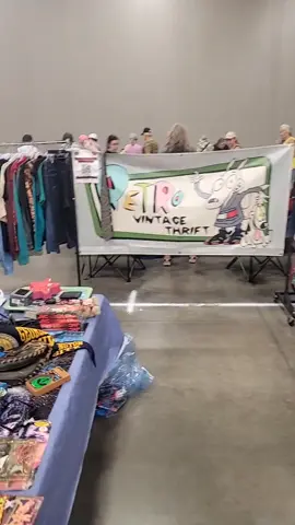 Big Flea at KD 🎡🛒 Thanks to all that showed up  #rva #viraltiktok  #thriftstorefinds #virginia #virginiaisforlegends  #vintagefashion  #vintagevibes