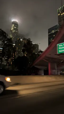 City of Angels #losangeles #cityofangels #la#california #traveling#travel#aesthetic #beach#fyp#fyppo#xyzbca #motivation #cyberpunk#cyberpunkaesthetic #city #cityatnight #night 