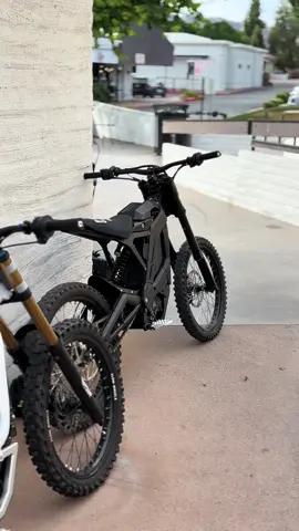 Just need bombers now #eridepross #clean #1 #bikelife #fyp #viral #surron #goviral #bike #foryou #xyzbca 