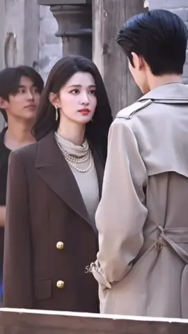 แต่ล่ะฉากนี่คือแบบยิ่งเกลียดยิ่งรักมากอะไรประมานนั้น สีหน้าท่าทางพระเอกคือได้สุดๆ โอ้ยยอยากดูแล้ว #OVERDO #ซีรี่น่าดู #ซีรี่จีน #ซีรี่แนะนํา #จางหลิงเฮ่อ #หวังฉู่หรัน 