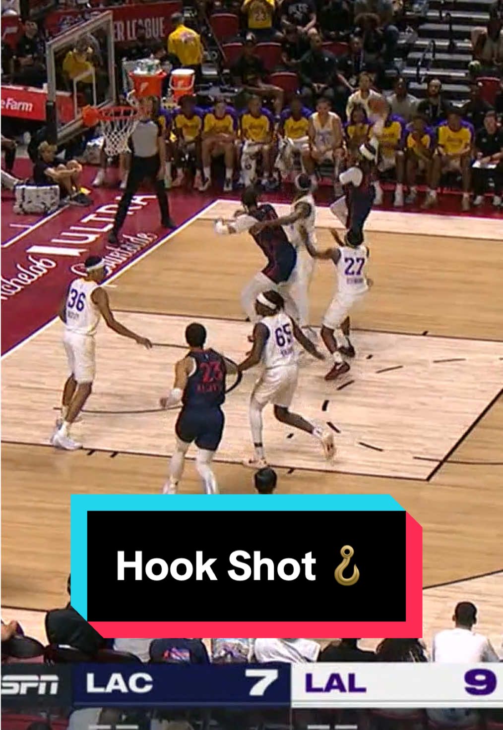 Simpson wild hook shot 🪝‼️ #NBA #Basketball #Clippers #Lakers 