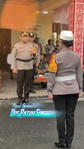 Kapolres Pasaman Barat AKBP Agung Tribawanto, S.I.K. Memimpin kegiatan Apel Gelar Pasukan Operasi Patuh Singgalang 2025 di Mako Polres Pasaman Barat. #polripresisi #polriuntukmasyarakat #polrespasamanbarat #opspatuh2025 