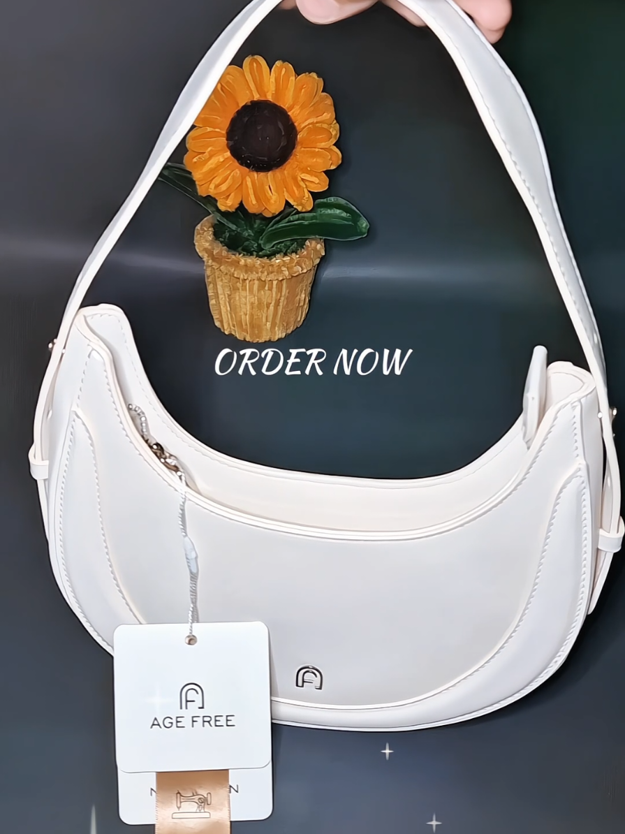 cantik banget :) #yoonabagagefree #agefree #tasyoonabag #tasagefree #tasslempangwanita #taswanita #tasbahu #agefreebag #fyp #foryou #xybca 