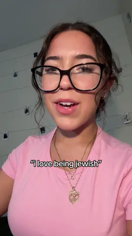 i thought you said being antizionist and antisemitic wasn’t the same thing. #jewish #jewishtiktok #jewishcheck #antisemitismneedstostop #stopantisimitisim #jewishcontent #jewishgirl #jewishcommunity #jewishpride #judaism #palestine #israel 