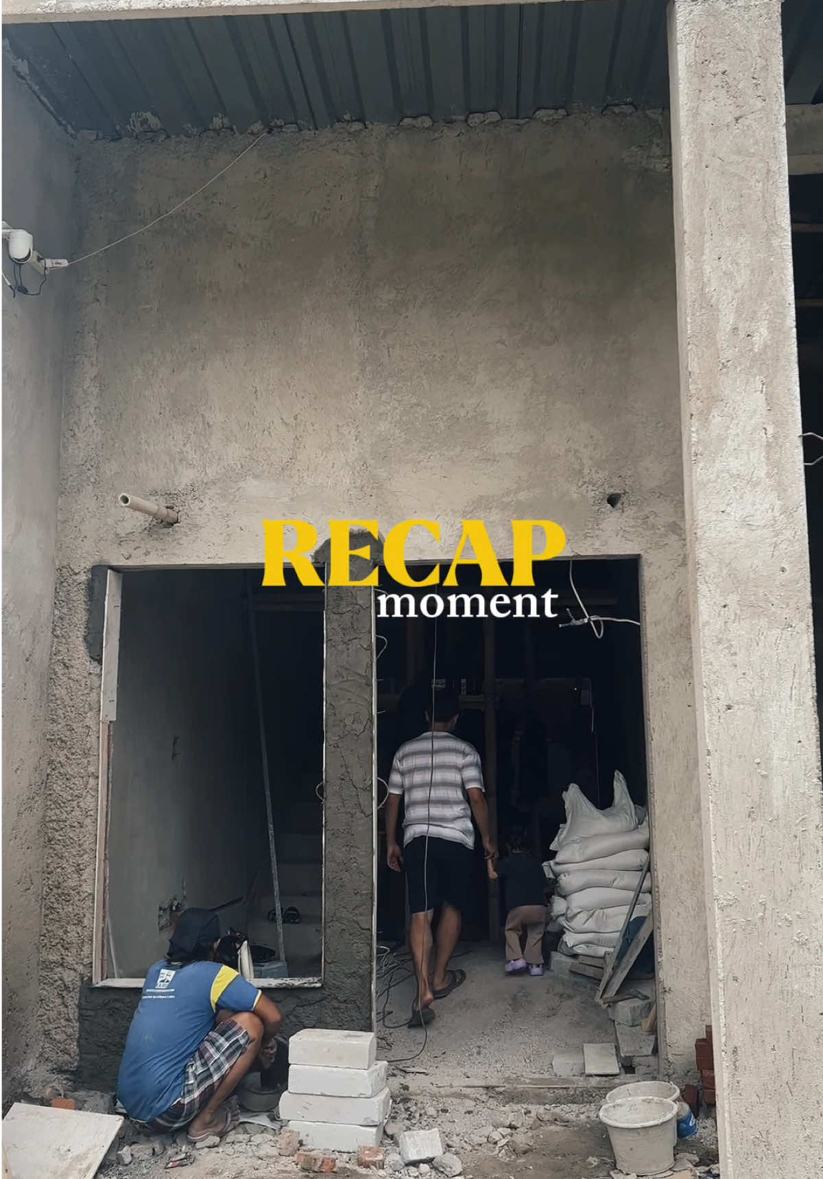 senang, sedih, susah, tangis, tawa, semuanya kami tuangkan dalam proses membangun rumah ini. Terimakasih atas nikmatmu ya-Allah 🥺🤲🏻 terimakasih pak suami sudah selalu berjuang bersama untuk mewujudkan impian2 kita 🫶🏻✨❤️‍🔥#pejuangrumahimpian #masyaallahtabarakkallah 