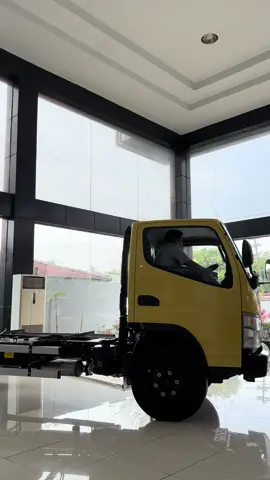 Mitsubishi Canter Fe75 Shdx 4x2 M/T