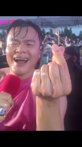 What is he wearing man😭#jyp #waterbomb #fyp 