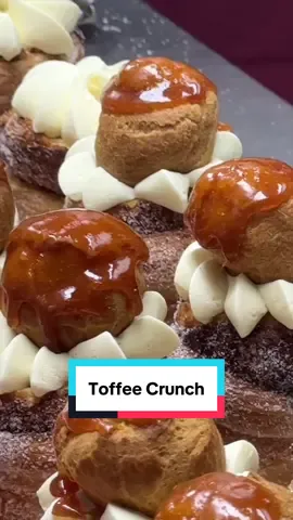 #food #foodtiktok #FoodTok #pastry #bakery #dessert #toffee Toffee Crunch Morning Bun is insanely addictive 