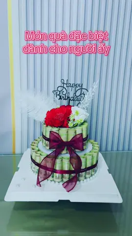 Món quà tuyệt vời dành cho người tuyệt vời #quatangbangai #quatangnguoiyeu #quatangvo #sinhnhat #phunuvietnam #boxhoa🌸 #batngo #valentine #noel #banhkemtien #xuhuong 