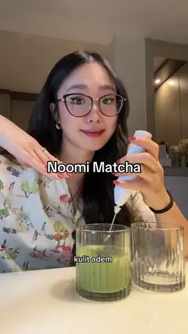 kok calming bgt ya nge frother matcha wuakak