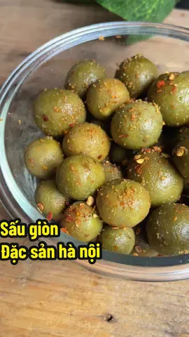 Sấu giòn chua ngọt - giòn răng rắc , vị chua ngọt hoà cùng vị mặn cay của muối tôm , nó đã thiệt sự luôn á #food #foodreview #anvat  #saugionchuangot  #saugion  #saubaotu  #dacsanhanoi  #honghariviu  #viral  #xuhuong 