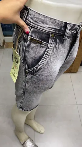Mc wiscer pendek polos skinny ngk melrnya redy bgg🥸💃🏼#tiktokviral #tiktokshop #fashionweek #celanajeans #guncangpromo #weekend #skinny #livetiktokforyoupage #fyppppppppppppppppppppppp #rekomendasi #fypシ #foryou #denimyourway #foryoupage 