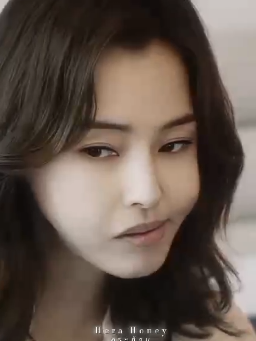 PLATONIC ALERT❗ I can't read Kim Namgil's mind sometimes he always stares at Honey Lee randomly 😂😭 My hands are so silly that's why there's a random clip there💪🏻☺️ #kimnamgil #honeylee #fyp #fierypriestseason2 #kdrama #fierypriest #kdramalover 