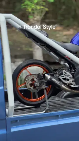 Coba spil motor kalian di komen 😜 #r15v3 #trondolstyle #fypシ 