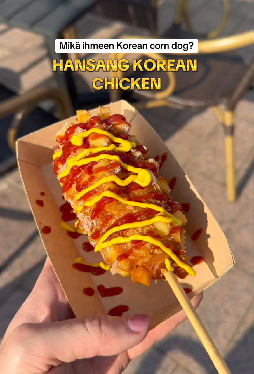 Ootko sä kokeillut näitä? 🤩🌭 Testissä @Hansang Korean Chicken josta saa Korealaisia cheese corn dogeja ja wingsejä. Jos et oo kokeillut, niin käy testaa! 👏🏻 📍Matinkylän terassi Piispansilta 10, 02230 ESPOO (Kauppakeskus Iso Omenaa vastapäätä) #ruoka #ruokatiktok #ruokavinkit #ravintola #ravintolavinkit 