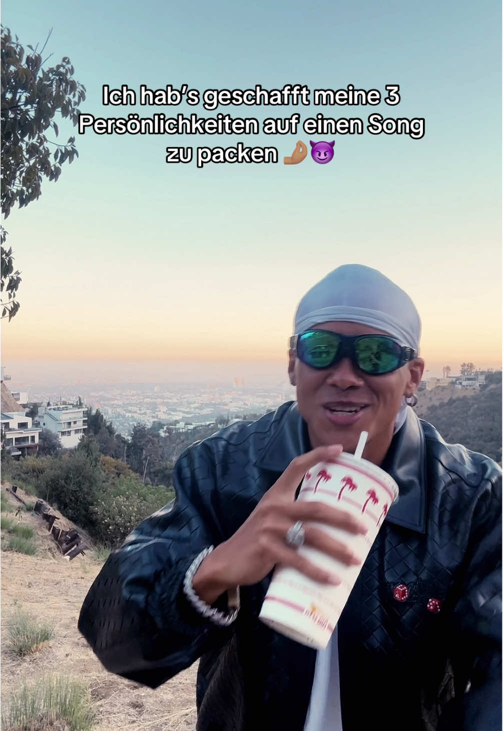 I managed to combine  all of my 3 personalities on this song 🧑🏾‍🍳 #newmusic #songofthesummer #bilingual #germanrap #dubstepmusic #hiphopinternational 