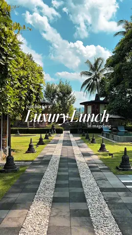 An exquisite lunch surrounded by timeless elegance at La Table Restaurant by @Hotel Le Temple Borobudur 🛖🌿 Ambiencenya tenang, mewah, dan apik!  #Magelang #Indonesia #PlaceToGo 