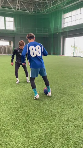 football skill tutorial🔥#football #skills #footballskills #Soccer 