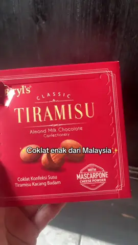 Gak perlu jastip lagi krna udh ada yg jual di tiktok #fyp #beryls #coklattiramisu #oleholehmalaysia 