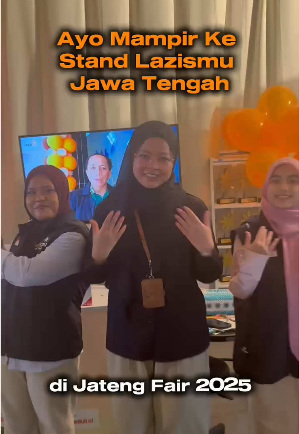 🌟 Mari mampir ke stand Lazismu di Jateng Fair PRPP Biar jalan-jalanmu makin berkah, jangan lupa mampir ke stand @lazismu_jateng ya! Kamu bisa tanya-tanya soal zakat & sedekah, dukung program kemanusiaan, dan bawa pulang Rendangmu untuk keluarga tercinta. 👍 komen, Like postingan ini, dan share siapa yang mau kamu ajak, dan tag @lazismu_jateng biar kita repost momen serumu 🤩  #jatengfair #standlazismu