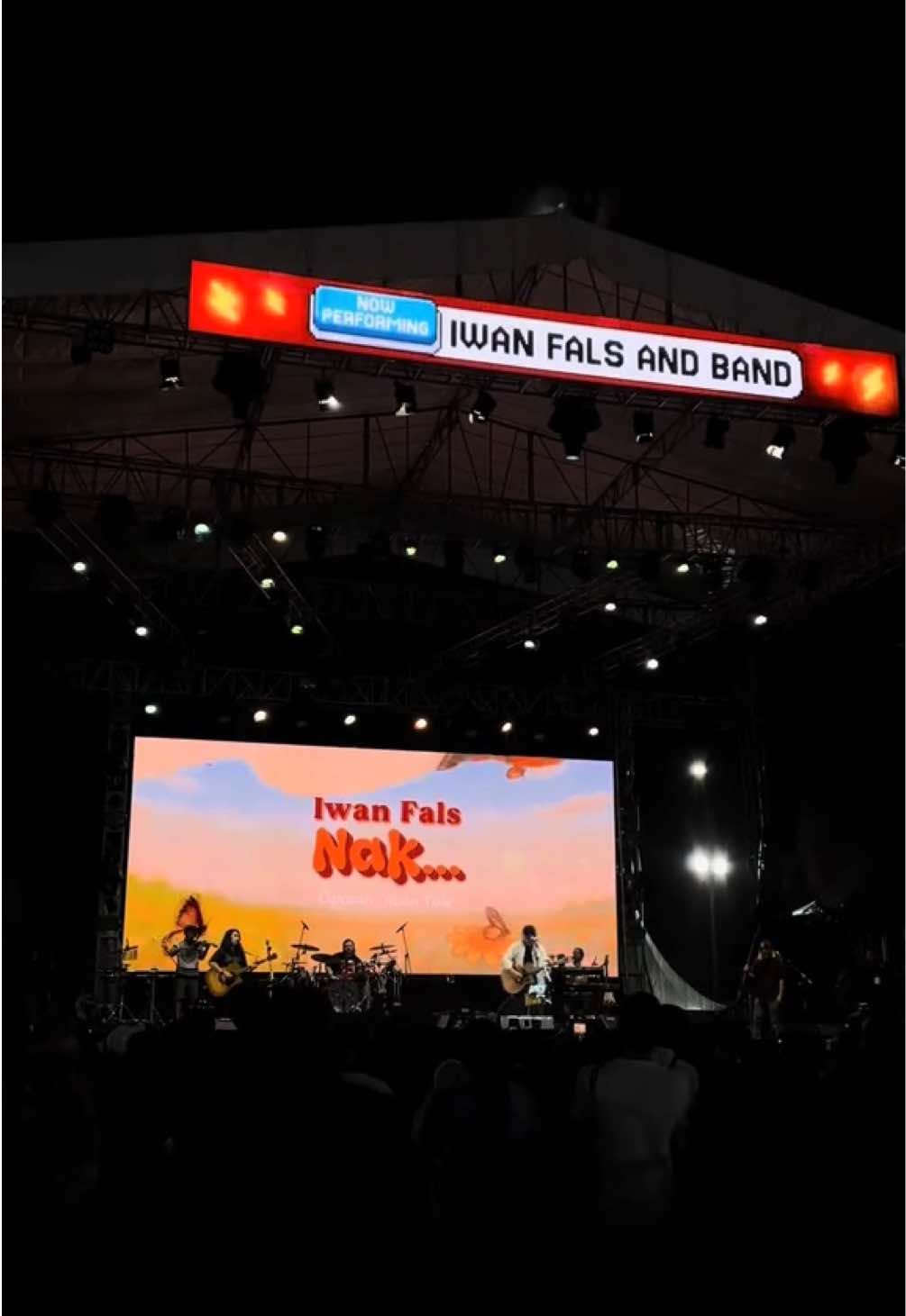 nak.. #iwanfals #surabaya #ekspectanica 