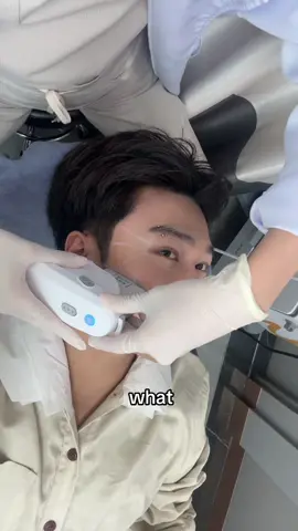 shes such a diva icons @Aura Bangkok Clinic 