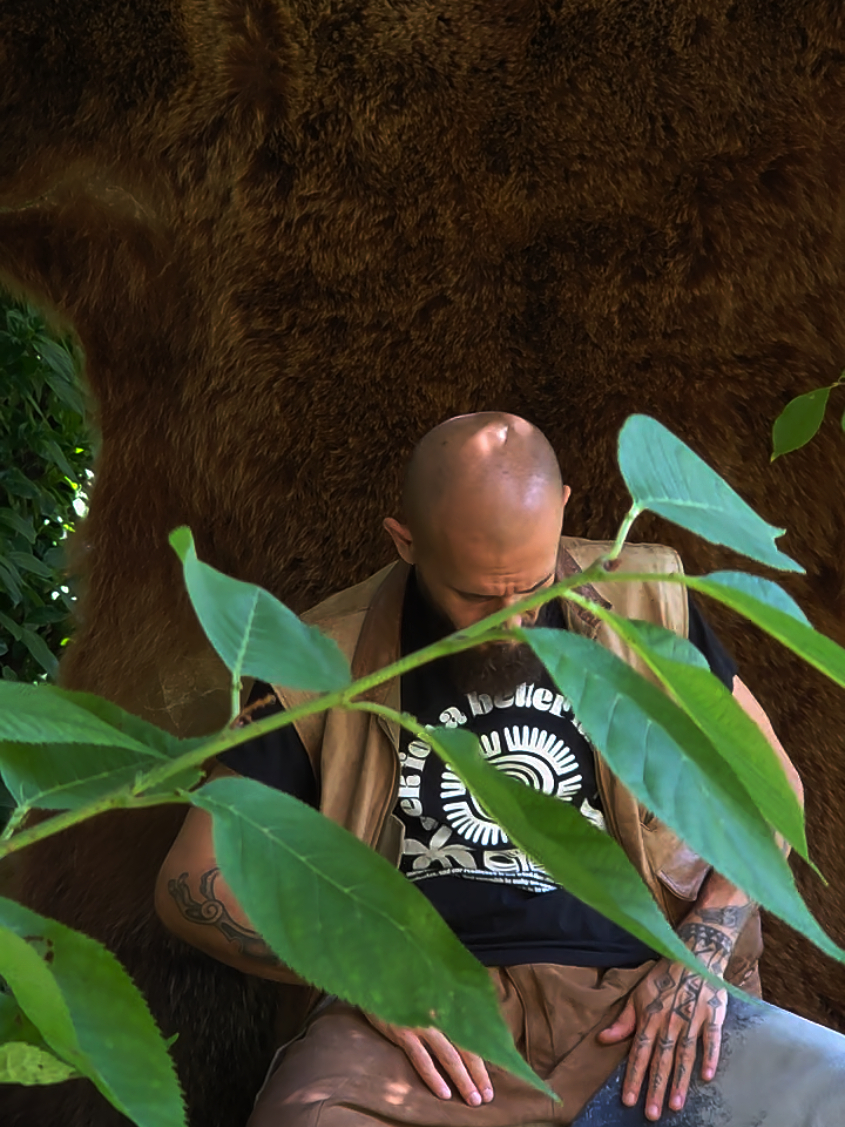 Go rek!!! #flintknapping #s69n #fypag #survival #fyp #cave #estetik #relaxing #energy 